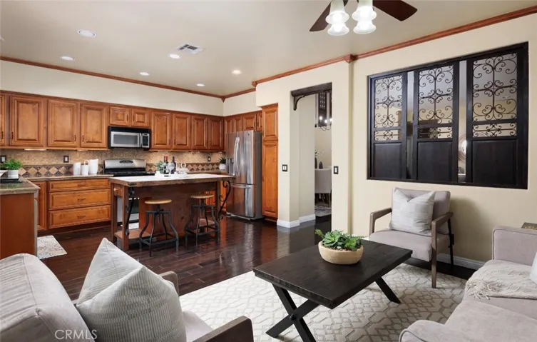 3 Via Caseta, Rancho Santa Margarita, California 92688