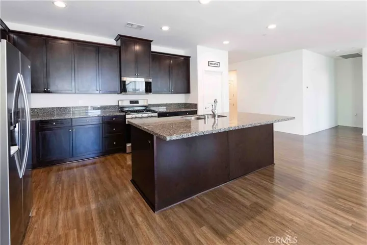 34352 Falls View Way, Murrieta, California 92563