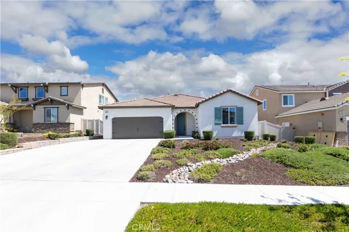 34352 Falls View Way, Murrieta, California 92563