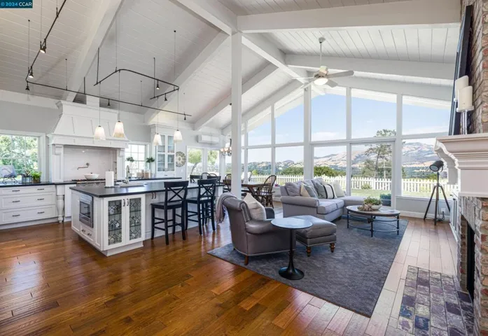 518 Highland Drive, Danville, California 94526