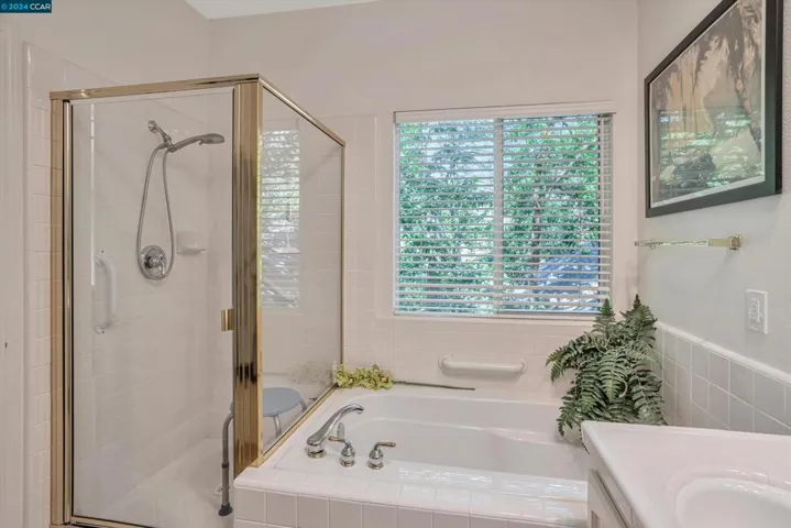 477 Falling Star Ct, Santa Rosa, California 95409
