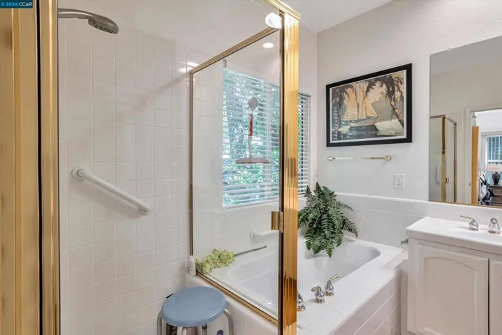 477 Falling Star Ct, Santa Rosa, California 95409