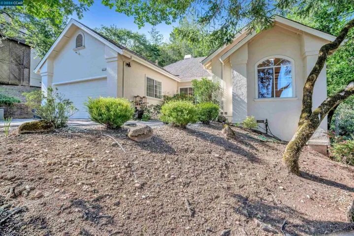 477 Falling Star Ct, Santa Rosa, California 95409