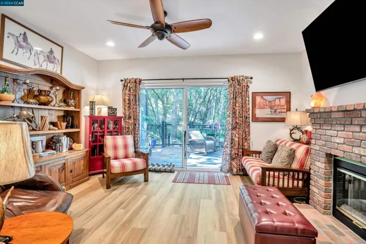 477 Falling Star Ct, Santa Rosa, California 95409