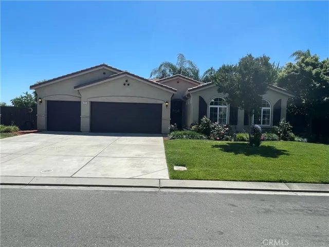 9695 Heatherhearst Drive, Chowchilla, California 93610