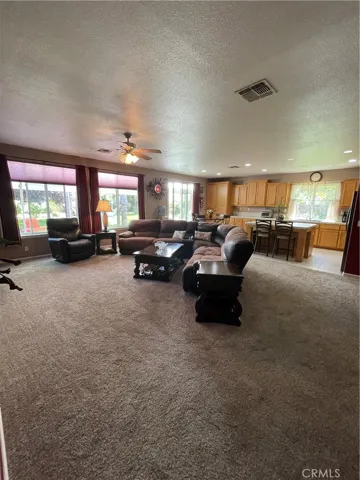 9695 Heatherhearst Drive, Chowchilla, California 93610
