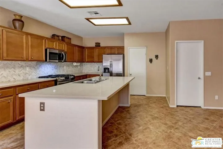 1079 Alta Cresta, Palm Springs, California 92262