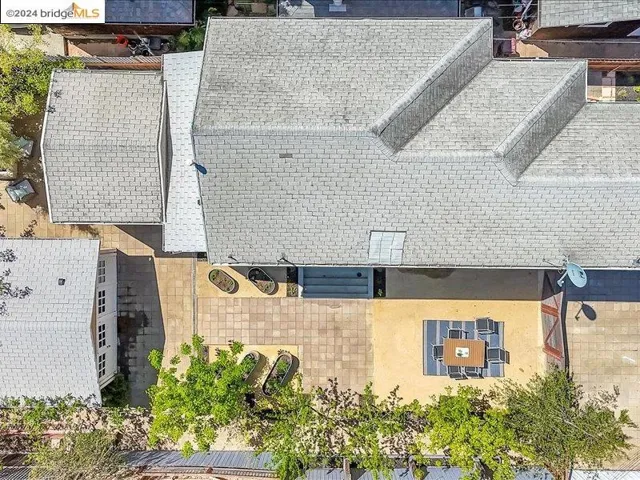 667 46th St, Oakland, California 94609