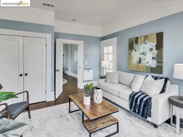 667 46th St, Oakland, California 94609