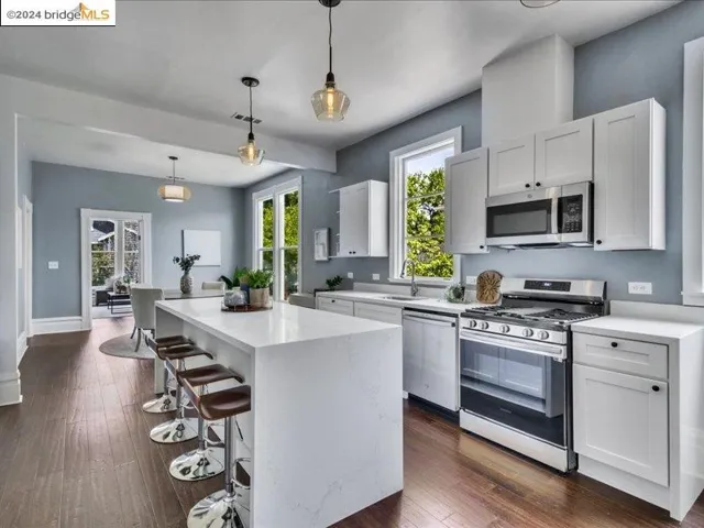 667 46th St, Oakland, California 94609
