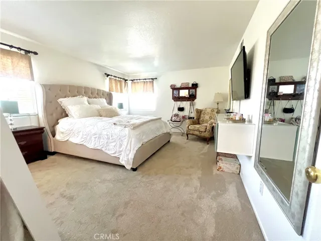 1559 Carleton Court, Corona, California 92881