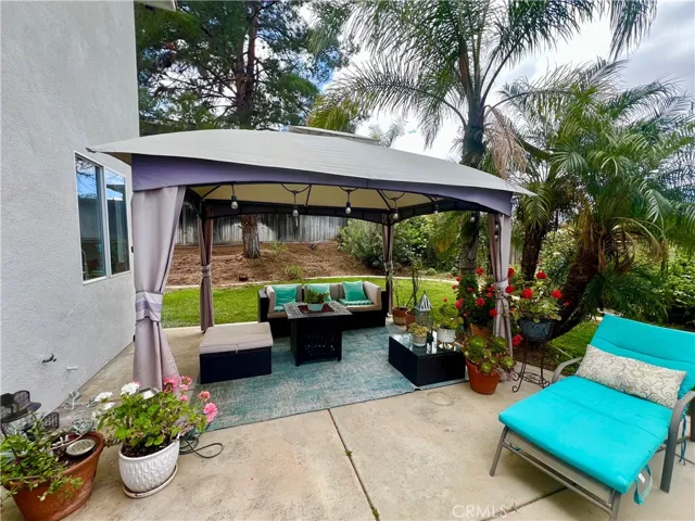 1559 Carleton Court, Corona, California 92881