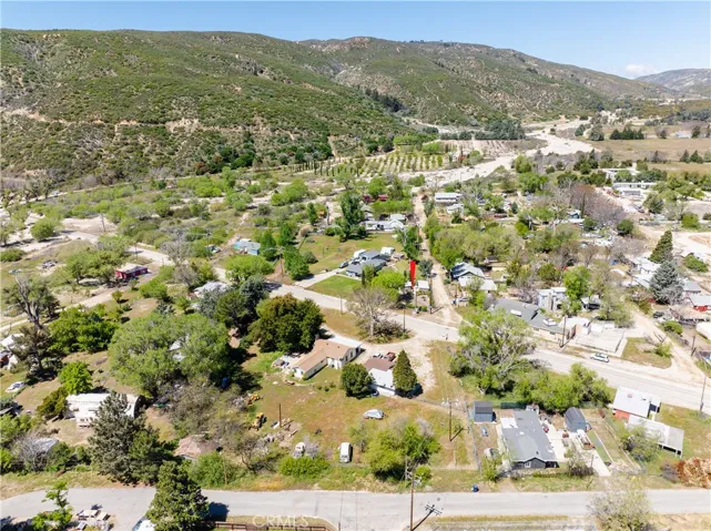 43733 Lake Hughes Road, Lake Hughes, California 93532