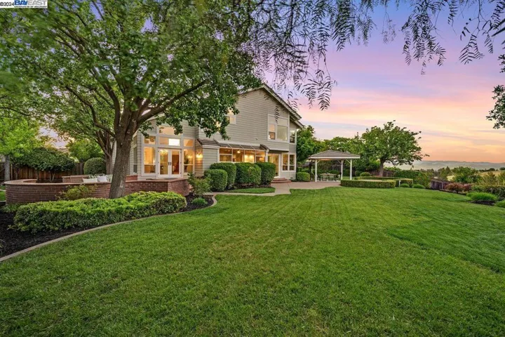 3561 Crespi Court, Pleasanton, California 94566