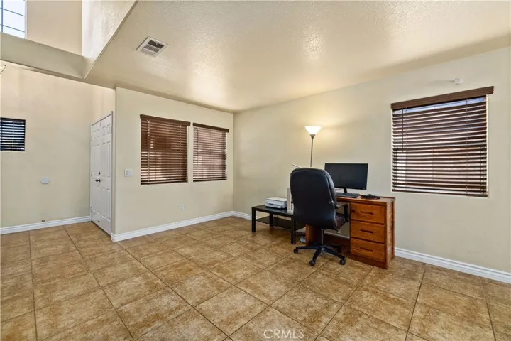 36857 42nd Street E, Palmdale, California 93552
