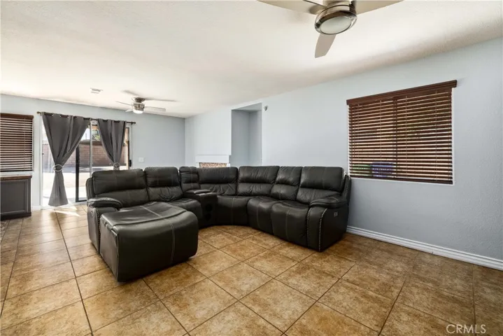 36857 42nd Street E, Palmdale, California 93552