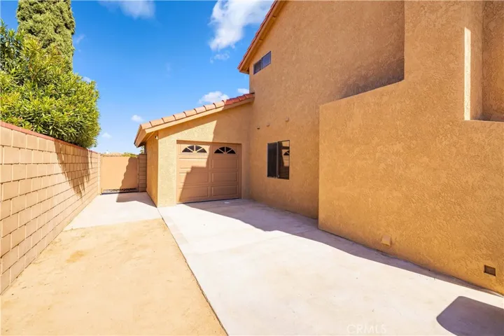 36857 42nd Street E, Palmdale, California 93552