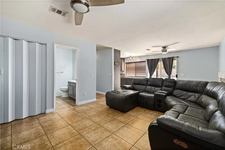 36857 42nd Street E, Palmdale, California 93552