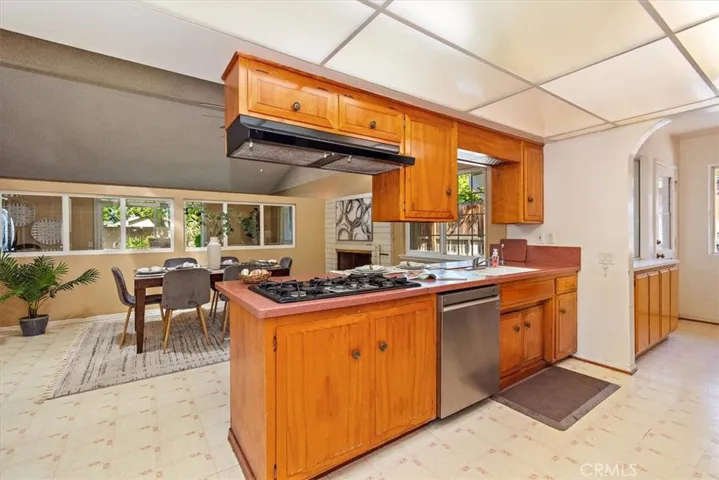 Kitchen to family/dining room
