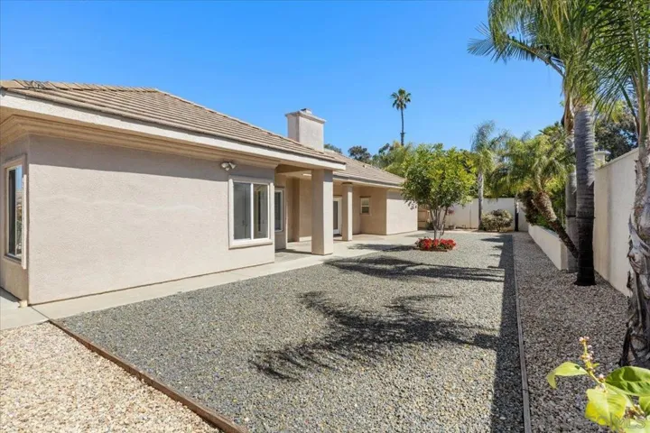 779 Via Gordo, Escondido, California 92026