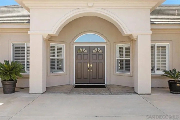 779 Via Gordo, Escondido, California 92026