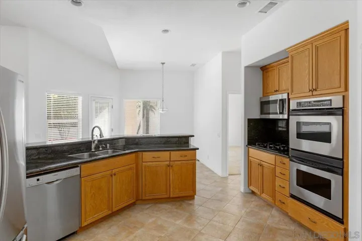 779 Via Gordo, Escondido, California 92026
