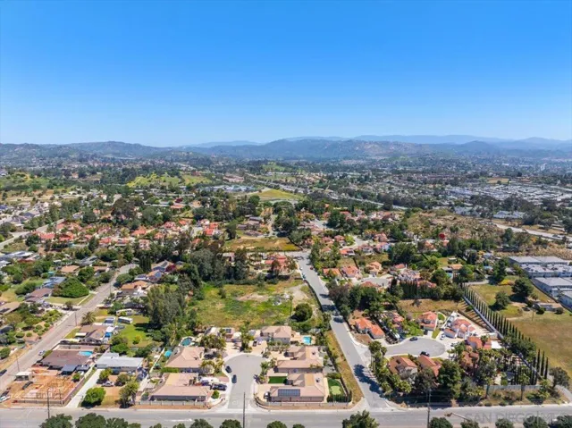 779 Via Gordo, Escondido, California 92026