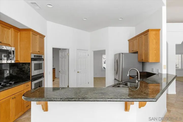 779 Via Gordo, Escondido, California 92026