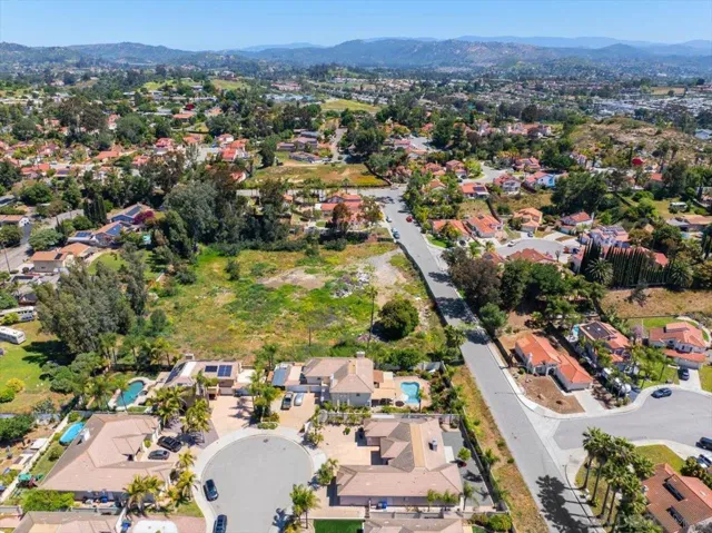 779 Via Gordo, Escondido, California 92026