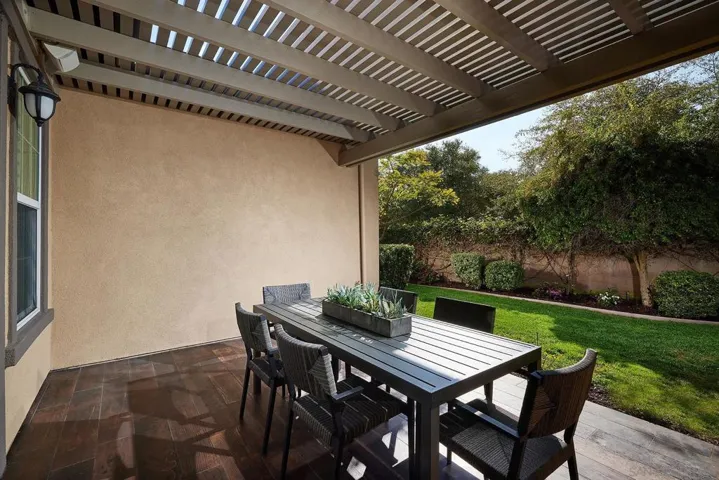 3201 Corte Tamarindo, Carlsbad, California 92009