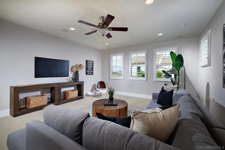 3201 Corte Tamarindo, Carlsbad, California 92009