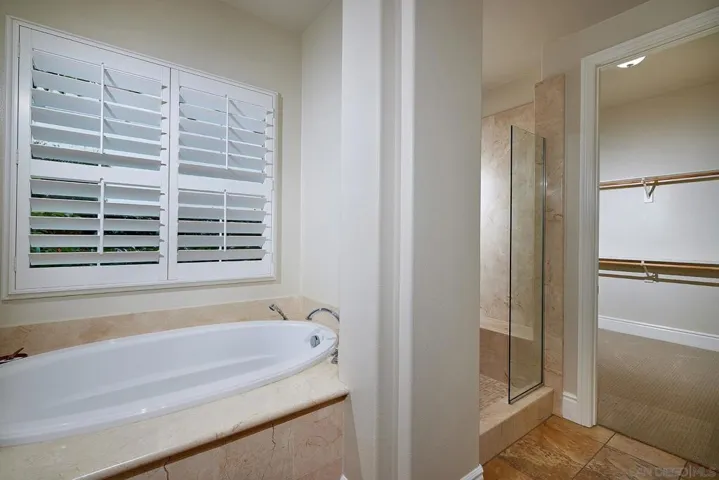 3201 Corte Tamarindo, Carlsbad, California 92009