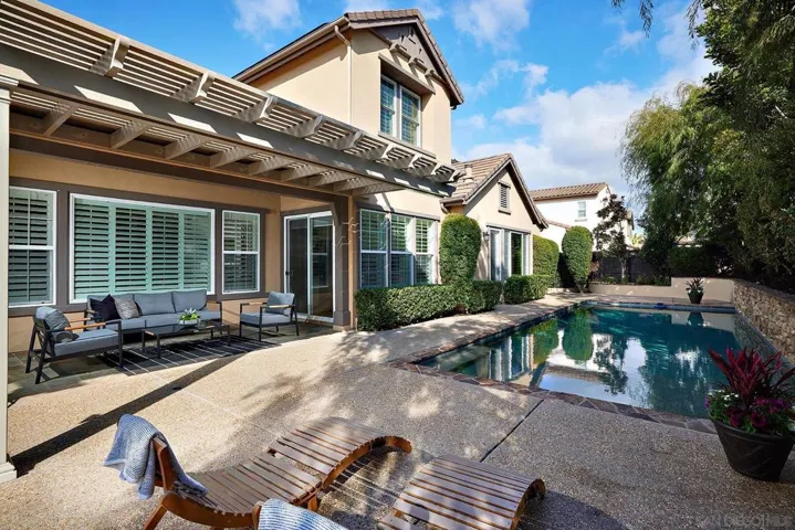 3201 Corte Tamarindo, Carlsbad, California 92009