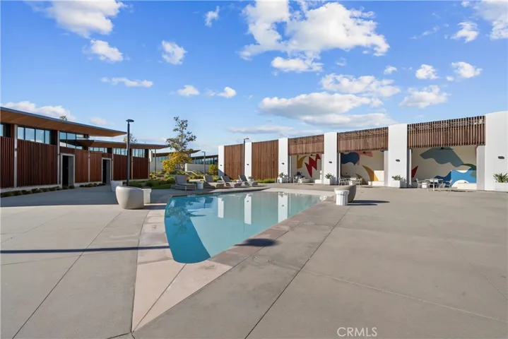 27206 Narrowleaf Willow Lane, Valencia, California 91381