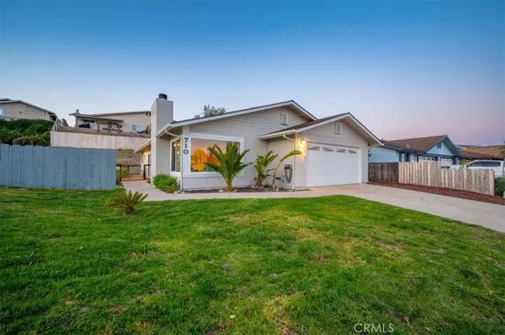 710 White Oak Boulevard, Pismo Beach, California 93449