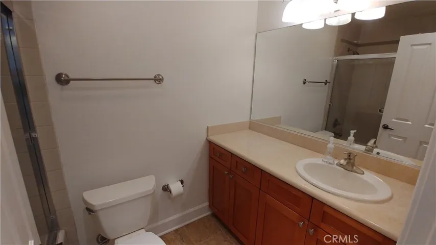 8512 Via Mallorca D, La Jolla, California 92037