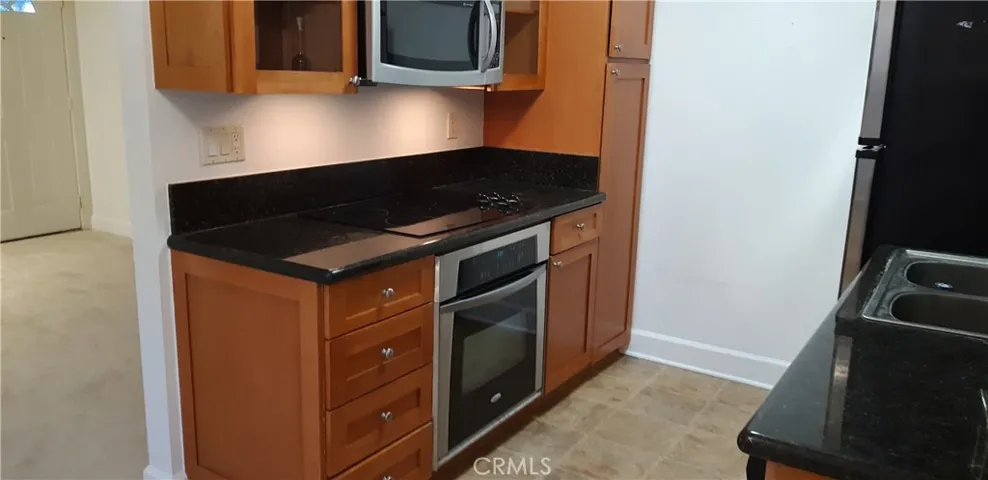 8512 Via Mallorca D, La Jolla, California 92037
