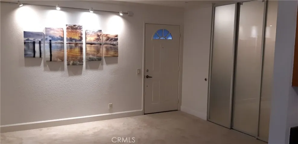 8512 Via Mallorca D, La Jolla, California 92037