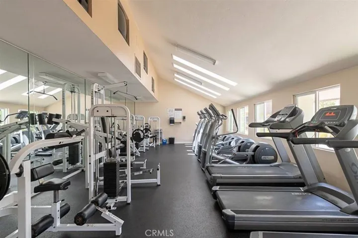 8512 Via Mallorca D, La Jolla, California 92037