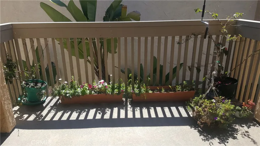 8512 Via Mallorca D, La Jolla, California 92037