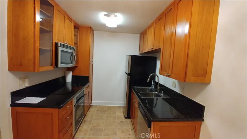 8512 Via Mallorca D, La Jolla, California 92037