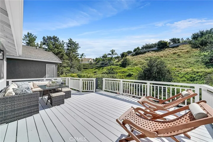 Large upstairs deck