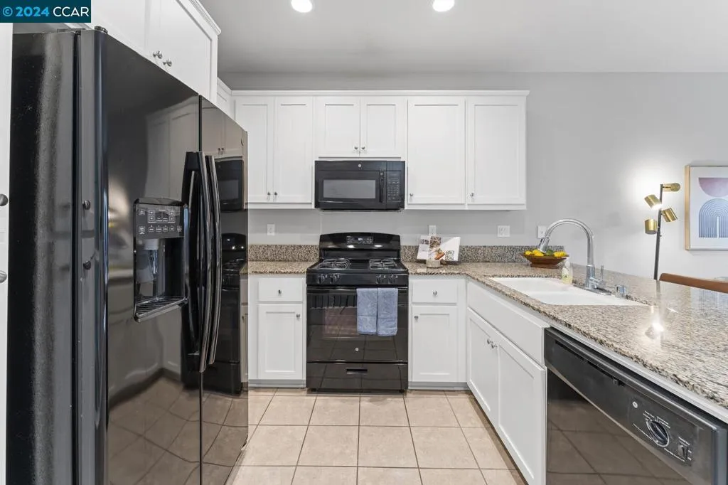 1252 Detroit Ave 2, Concord, California 94520 home-pic-14