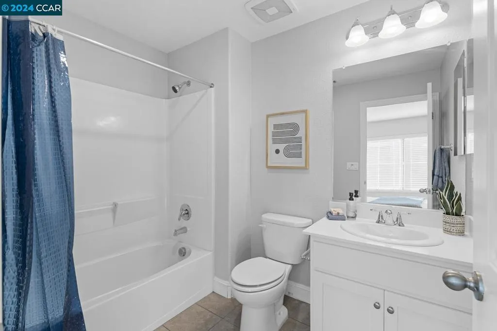 1252 Detroit Ave 2, Concord, California 94520 home-pic-22