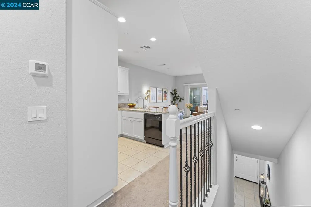 1252 Detroit Ave 2, Concord, California 94520 home-pic-15