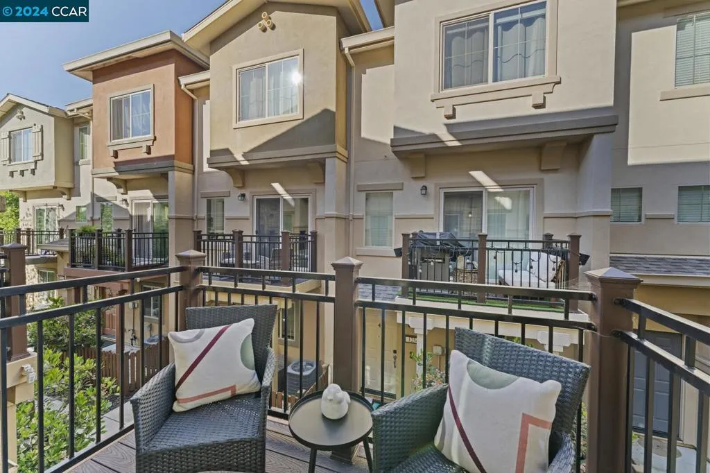 1252 Detroit Ave 2, Concord, California 94520 home-pic-11