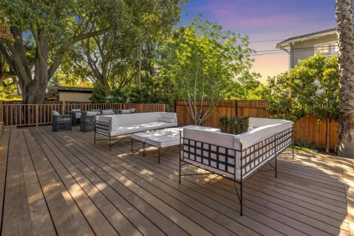 263 Churchill Avenue, Palo Alto, California 94301
