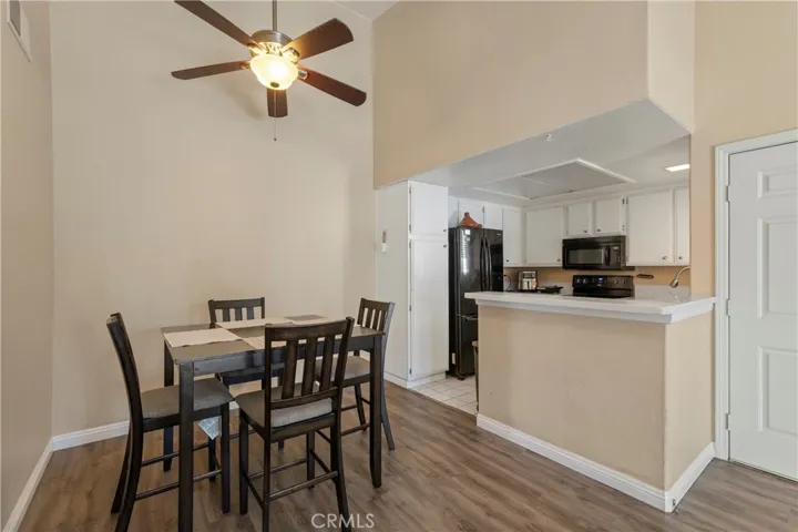 42140 Lyndie Lane 6, Temecula, California 92591