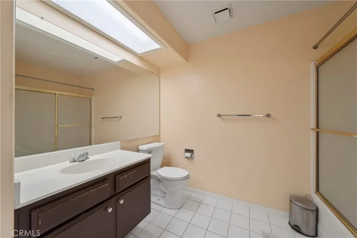 42140 Lyndie Lane 6, Temecula, California 92591