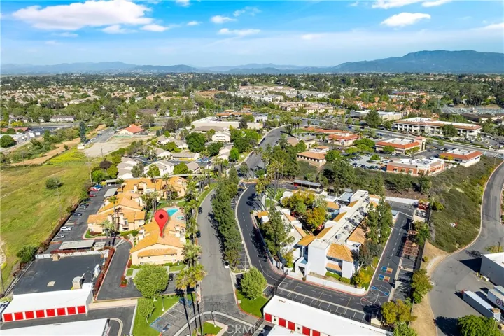 42140 Lyndie Lane 6, Temecula, California 92591